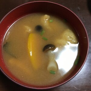 しめじ・かぼちゃの味噌汁